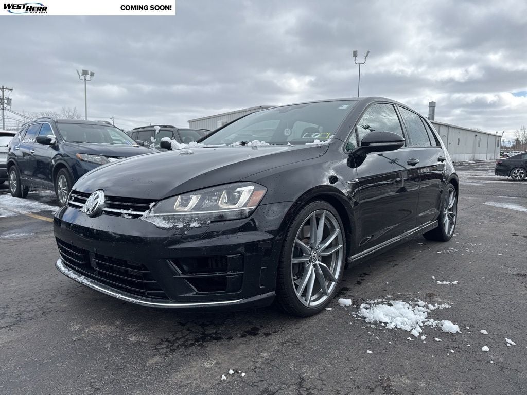 2017 Volkswagen Golf R DCC & Navigation 4Motion