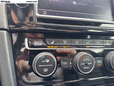 2017 Volkswagen Golf R DCC & Navigation 4Motion