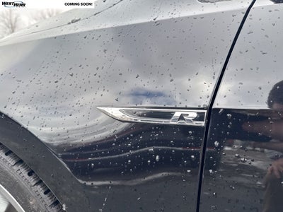 2017 Volkswagen Golf R DCC & Navigation 4Motion