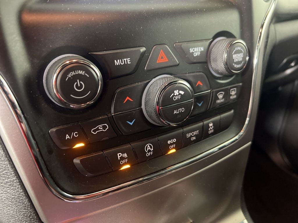 2020 Jeep Grand Cherokee Laredo E