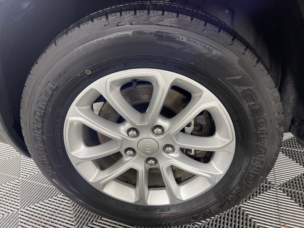 2021 Jeep Grand Cherokee Laredo E