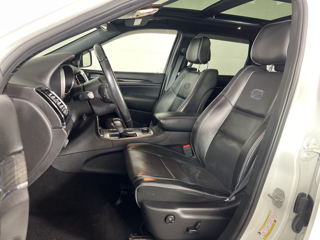 2019 Jeep Grand Cherokee Overland HEMI