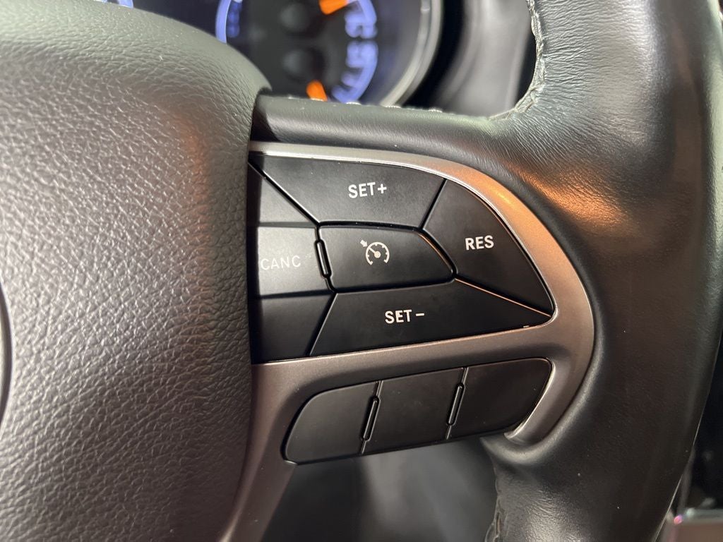 2019 Jeep Grand Cherokee Overland HEMI