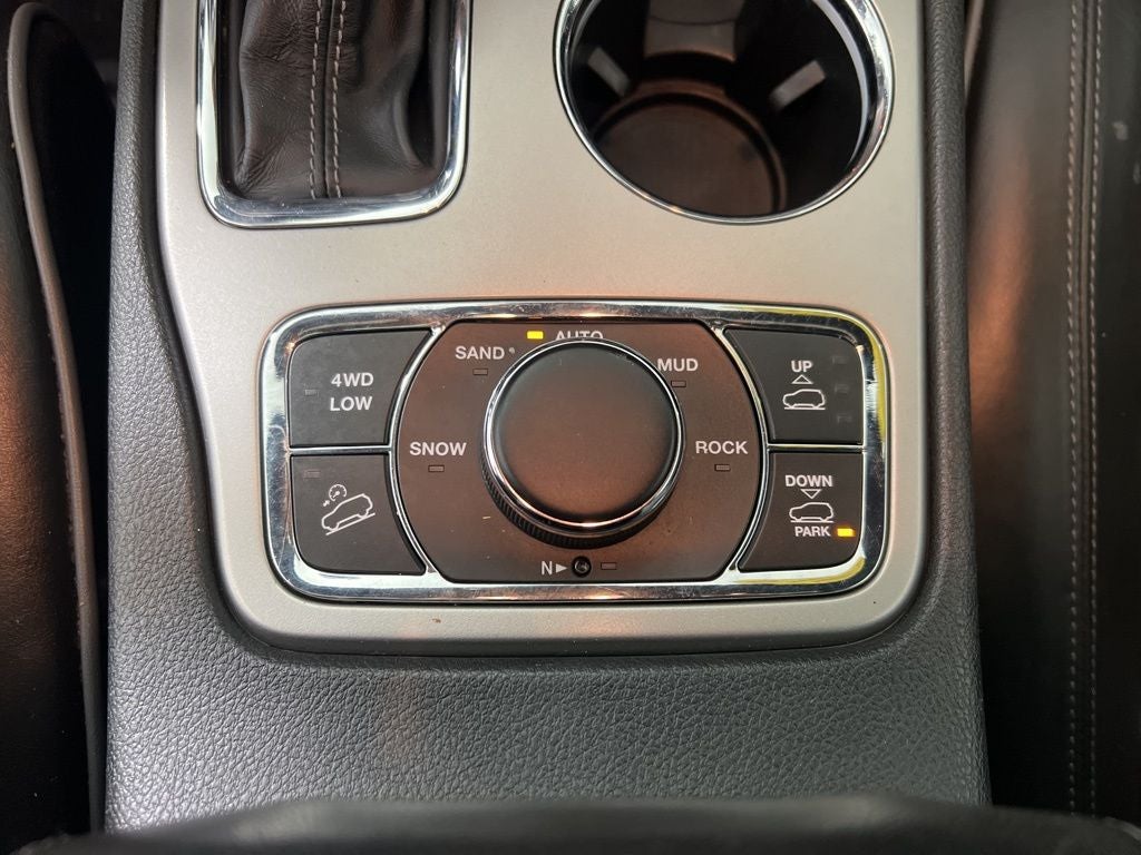 2019 Jeep Grand Cherokee Overland HEMI