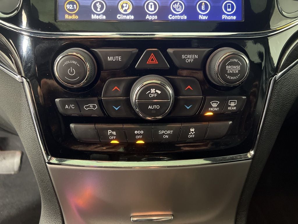 2019 Jeep Grand Cherokee Overland HEMI