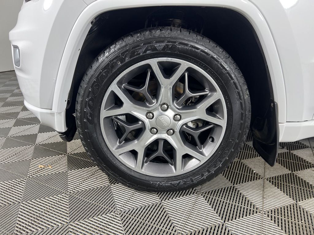 2019 Jeep Grand Cherokee Overland HEMI