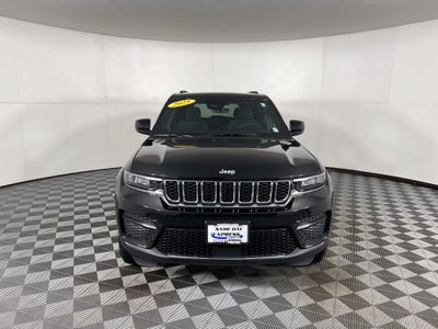 2025 Jeep Grand Cherokee Laredo X