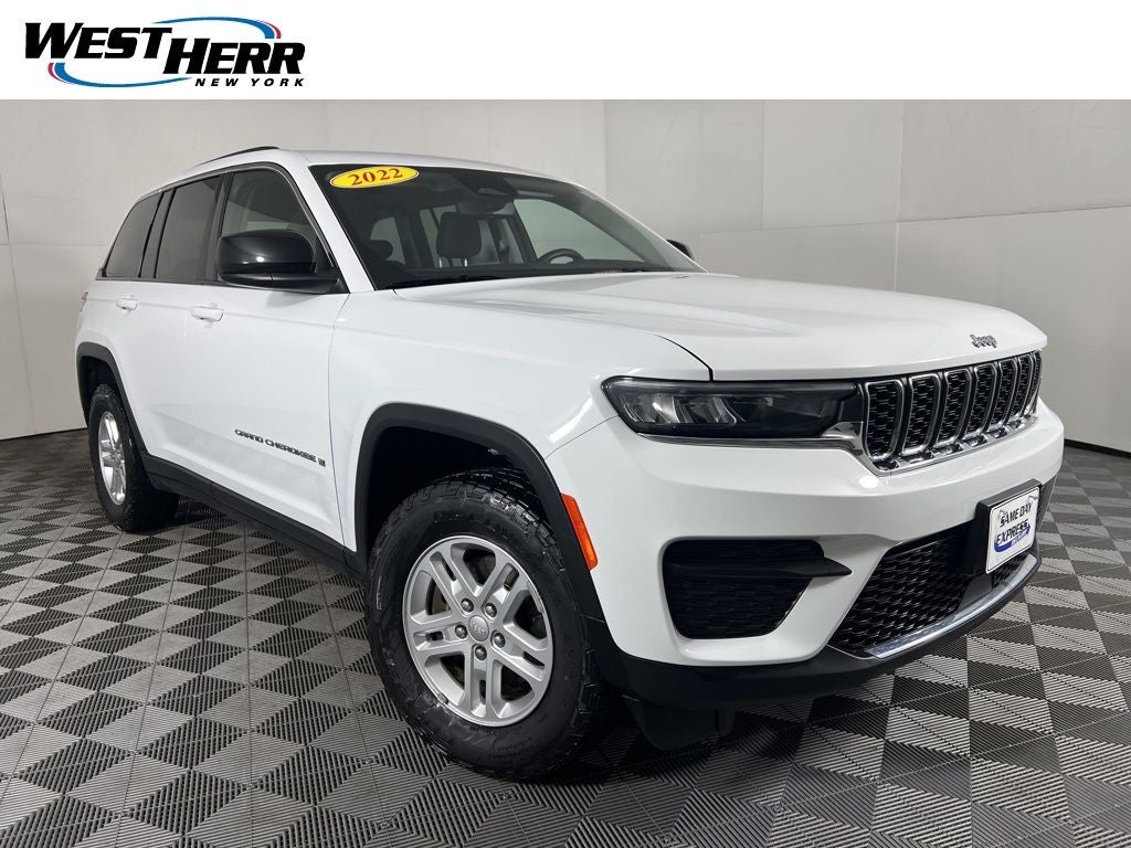 2022 Jeep Grand Cherokee Laredo