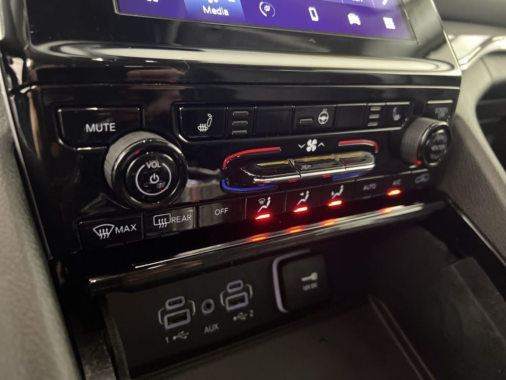 2022 Jeep Grand Cherokee Laredo