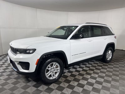 2022 Jeep Grand Cherokee Laredo