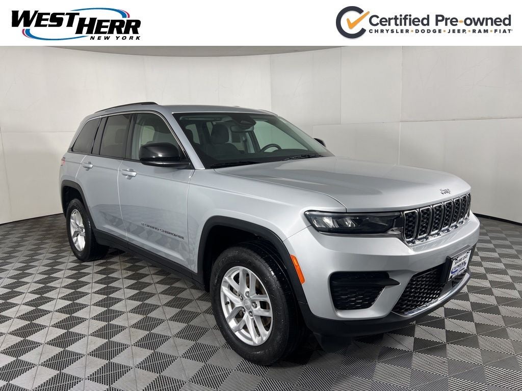 2023 Jeep Grand Cherokee Laredo X