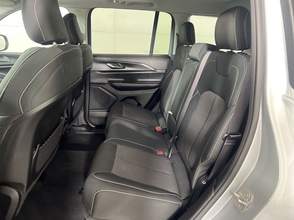 2023 Jeep Grand Cherokee Laredo X