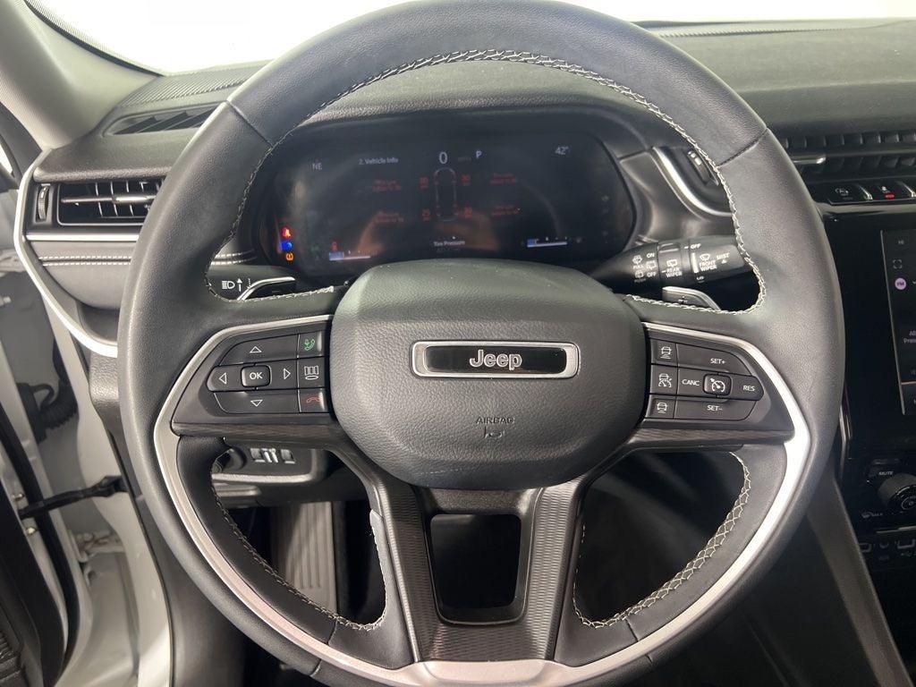 2023 Jeep Grand Cherokee L Laredo