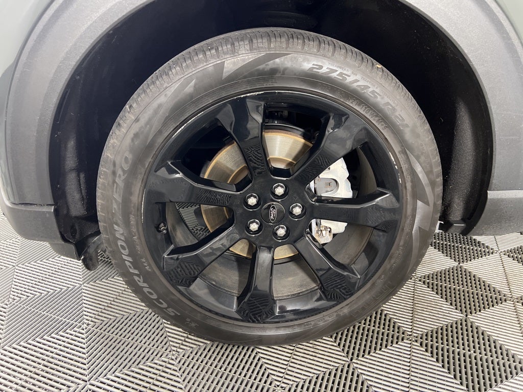 2024 Ford Explorer ST-Line