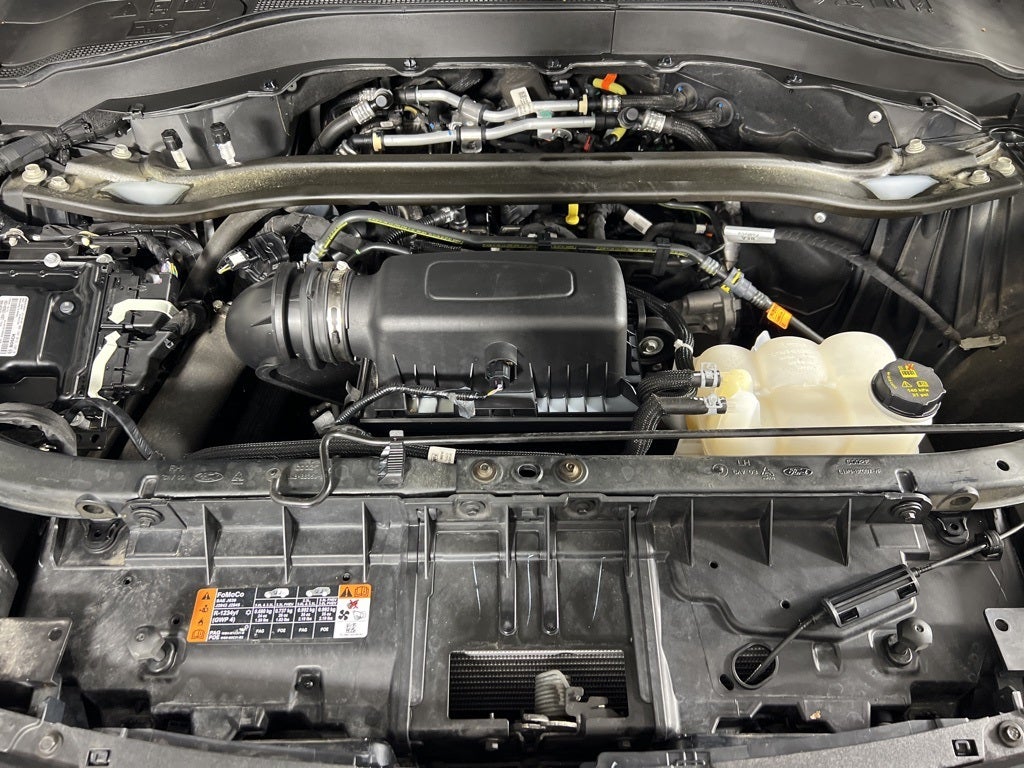 2024 Ford Explorer ST-Line