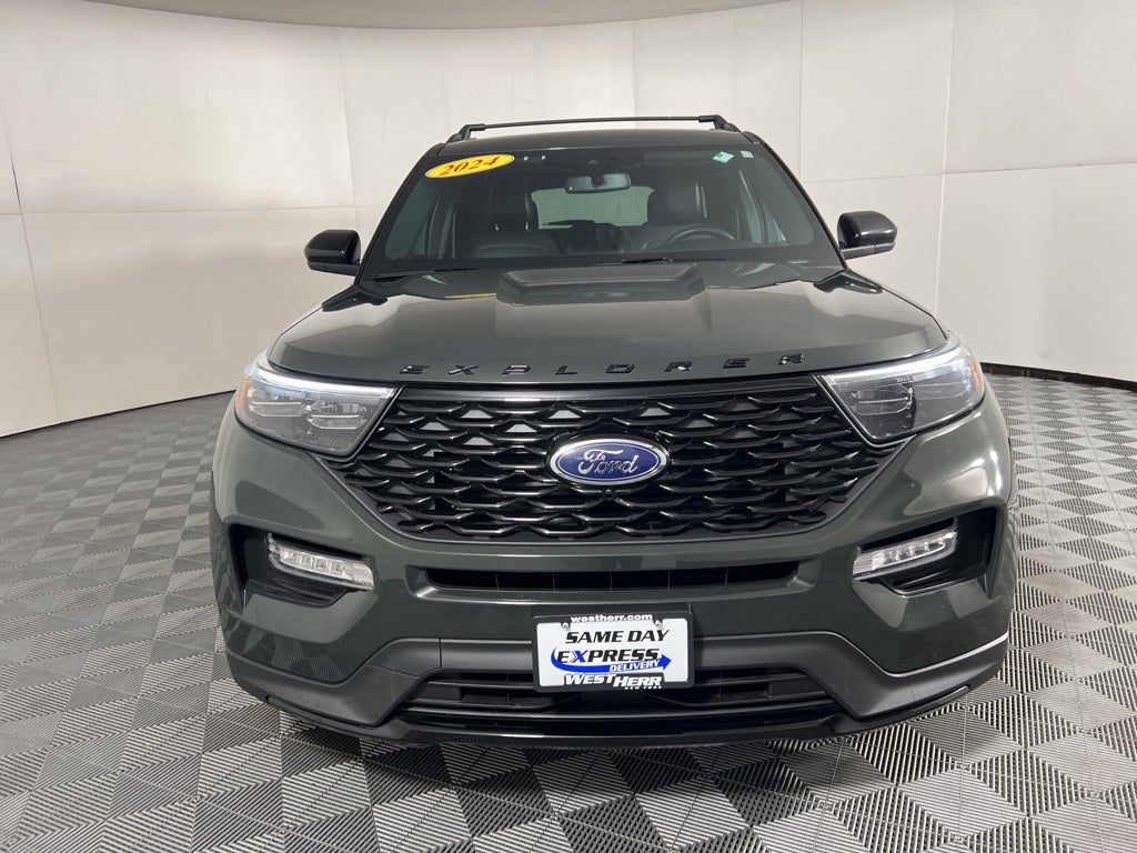 2024 Ford Explorer ST-Line