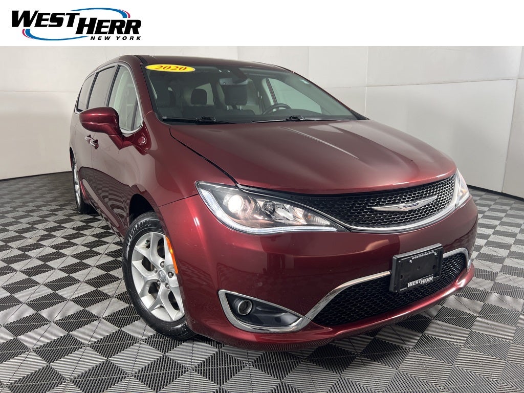 2020 Chrysler Pacifica Touring