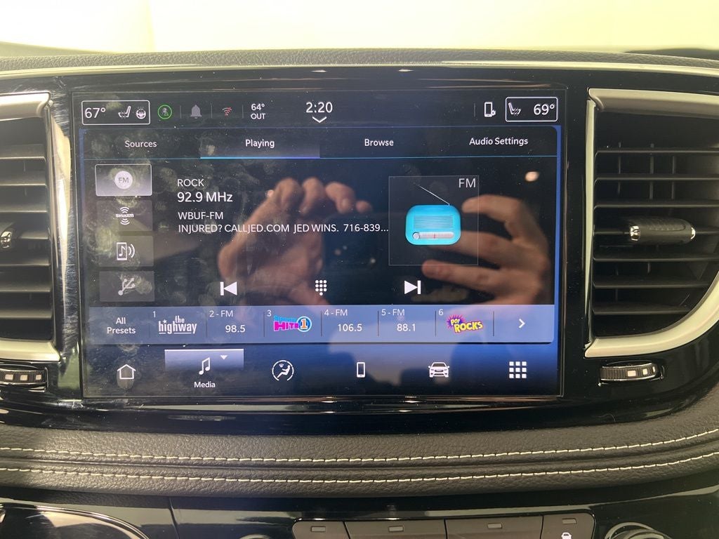 2026 Chrysler Pacifica Select