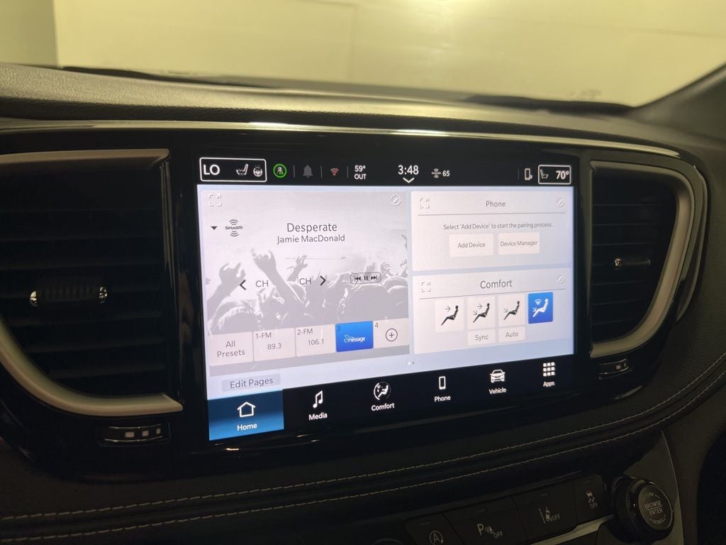 2026 Chrysler Pacifica Select