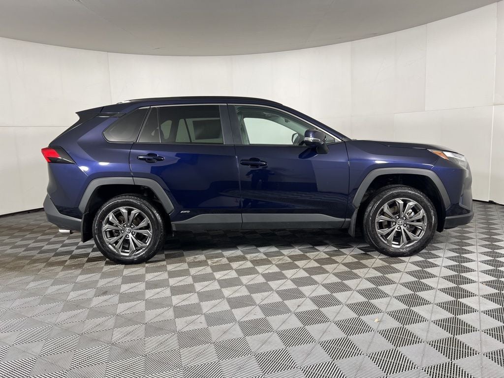 2024 Toyota RAV4 Hybrid XLE Premium