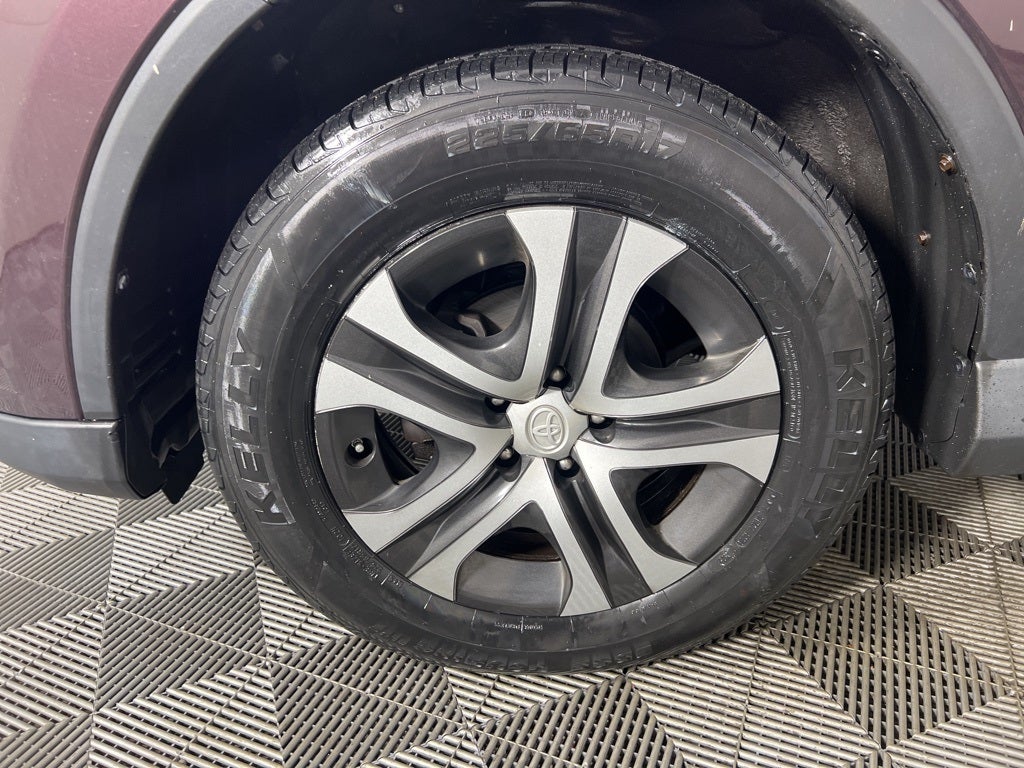2017 Toyota RAV4 LE