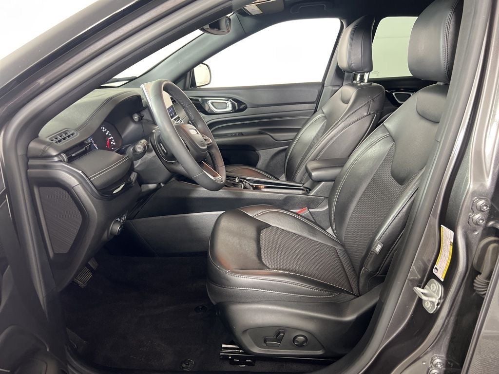 2023 Jeep Compass Altitude