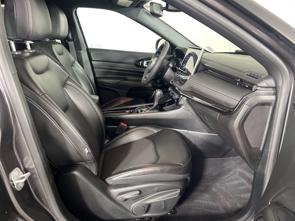 2023 Jeep Compass Altitude