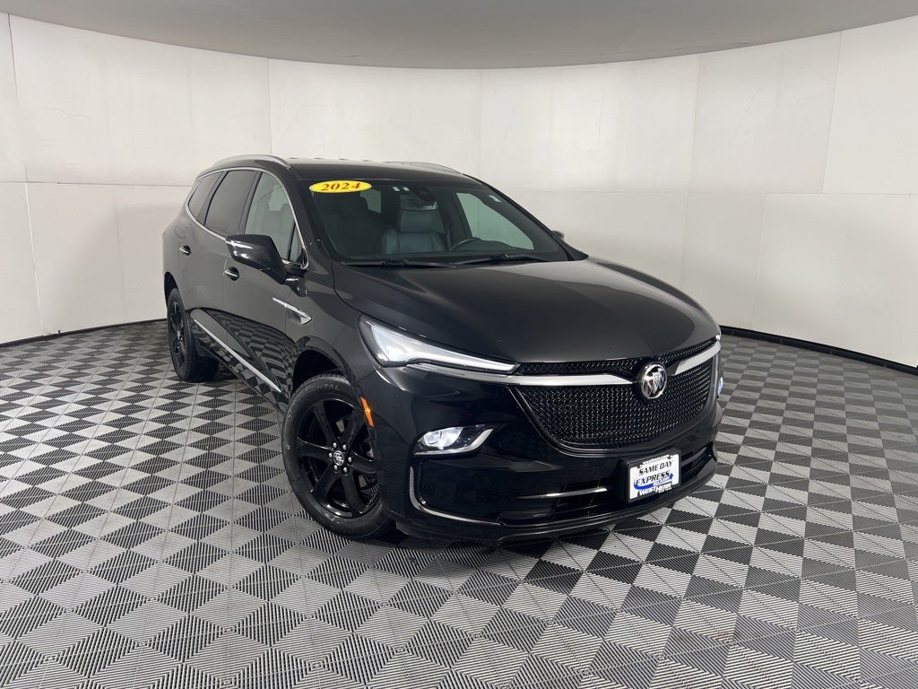 2024 Buick Enclave Essence