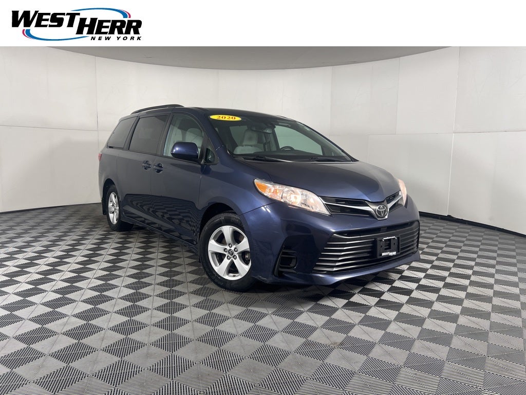 2020 Toyota Sienna LE 8 Passenger
