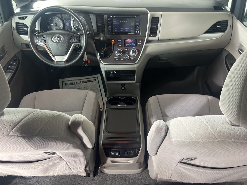 2020 Toyota Sienna LE 8 Passenger