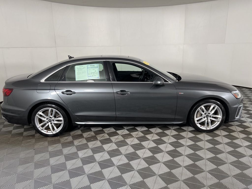 2023 Audi A4 45 S line Premium Plus quattro