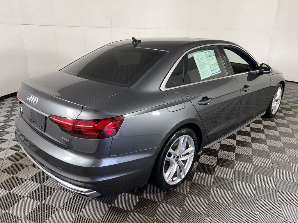 2023 Audi A4 45 S line Premium Plus quattro