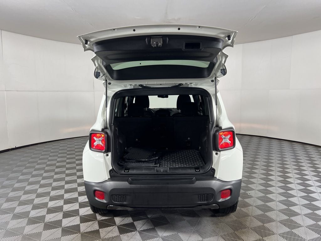 2022 Jeep Renegade Altitude