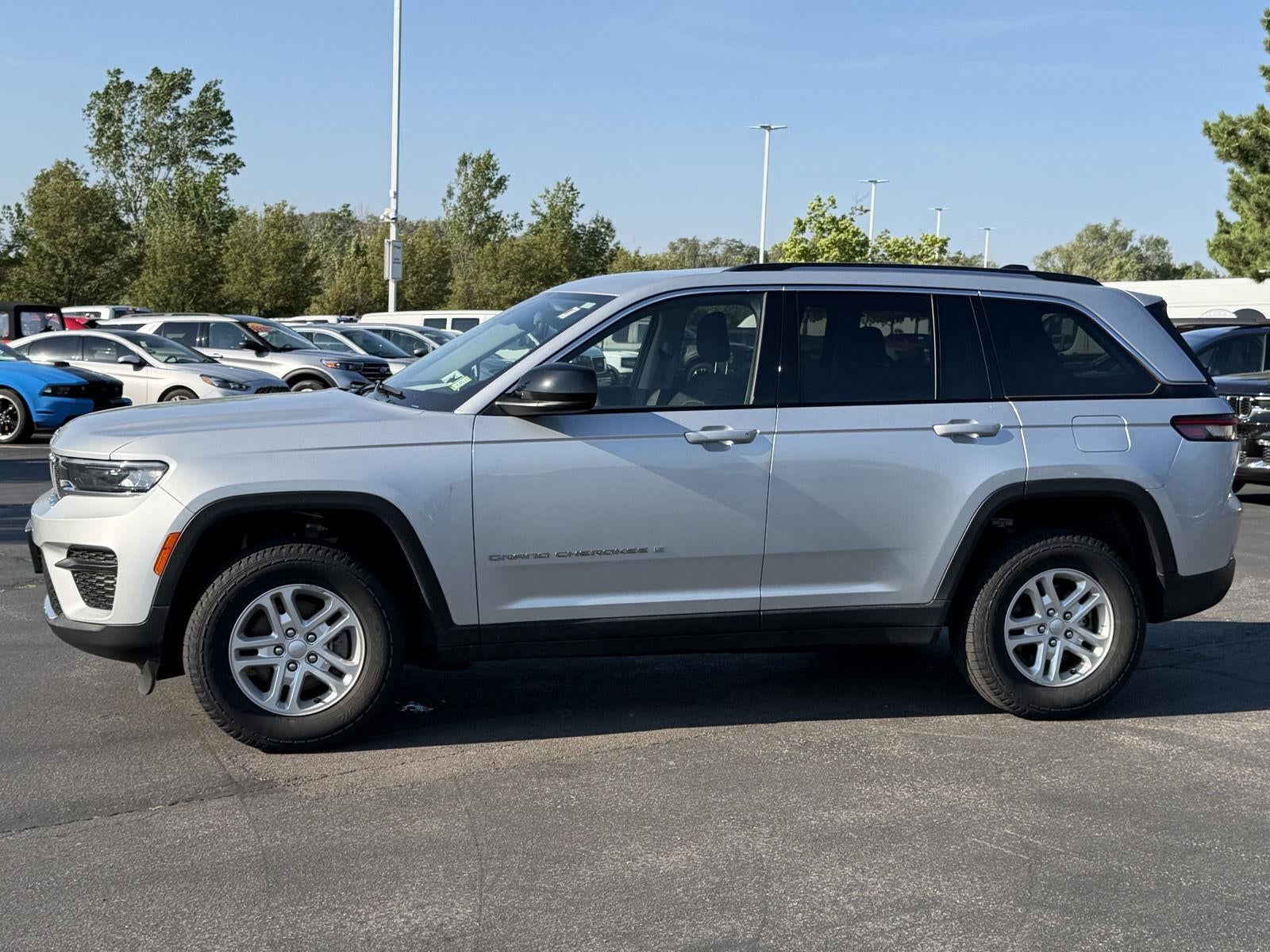 2023 Jeep Grand Cherokee Laredo