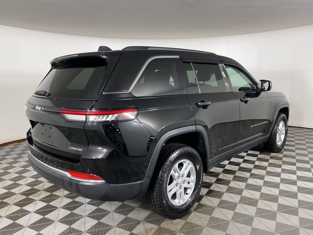 2024 Jeep Grand Cherokee Laredo