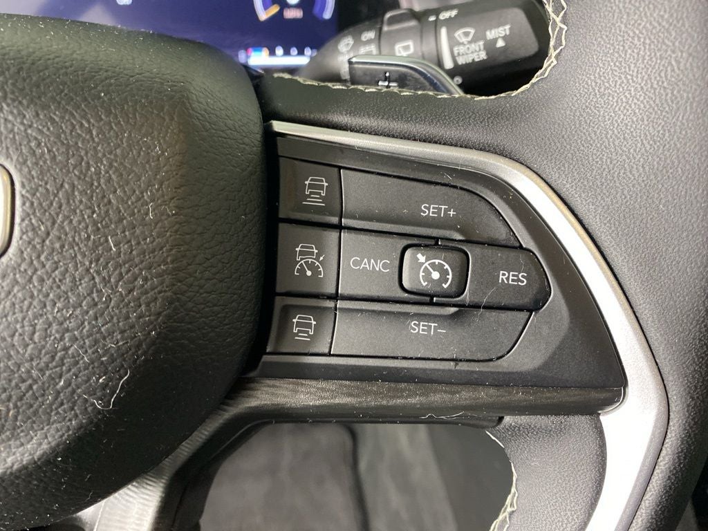 2024 Jeep Grand Cherokee Laredo