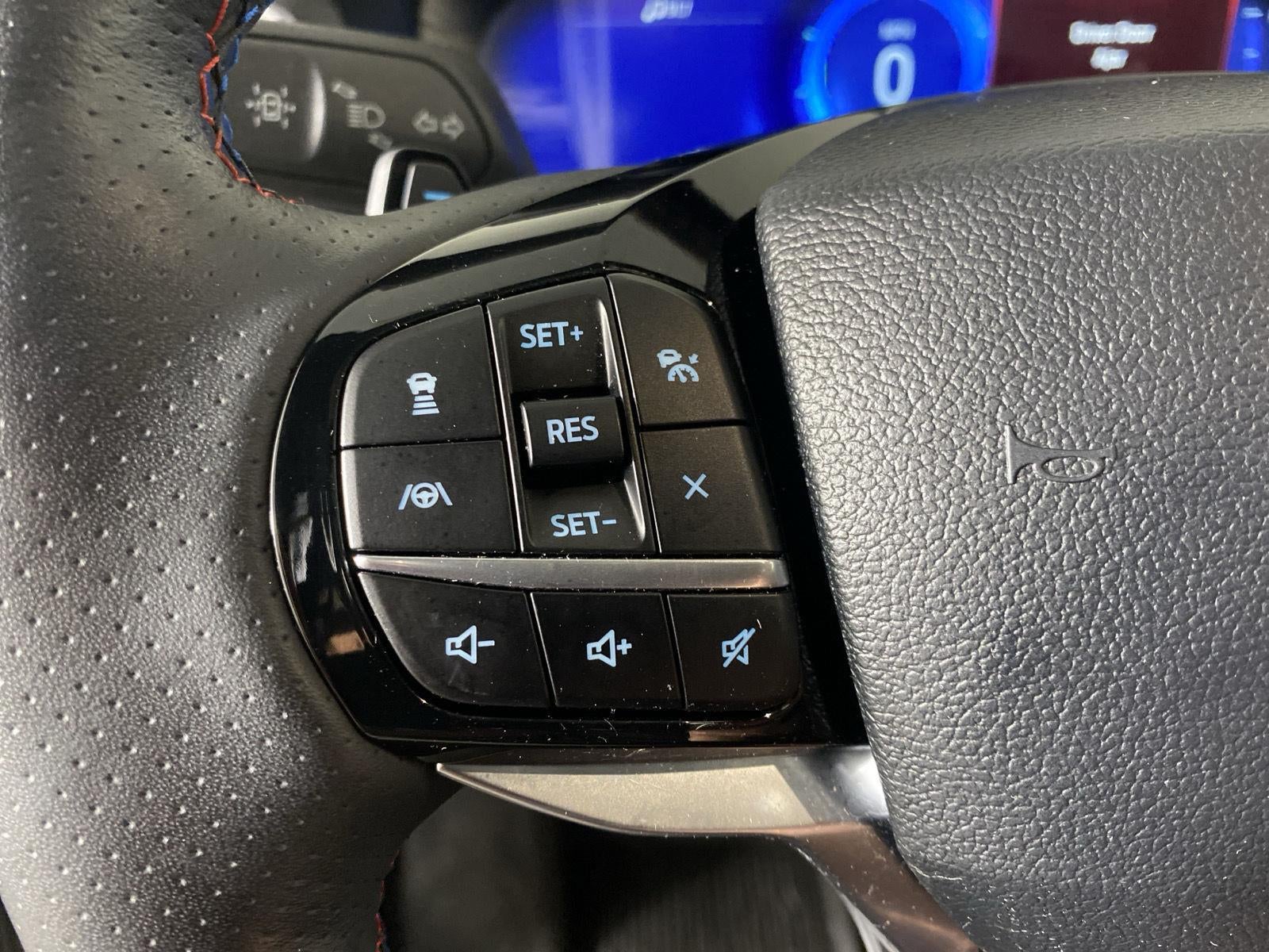 2024 Ford Explorer Base