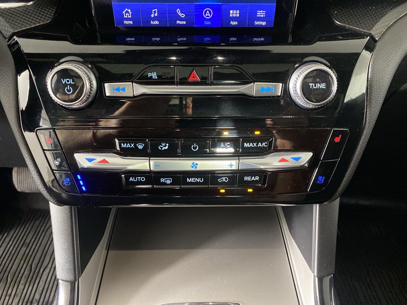 2024 Ford Explorer Base
