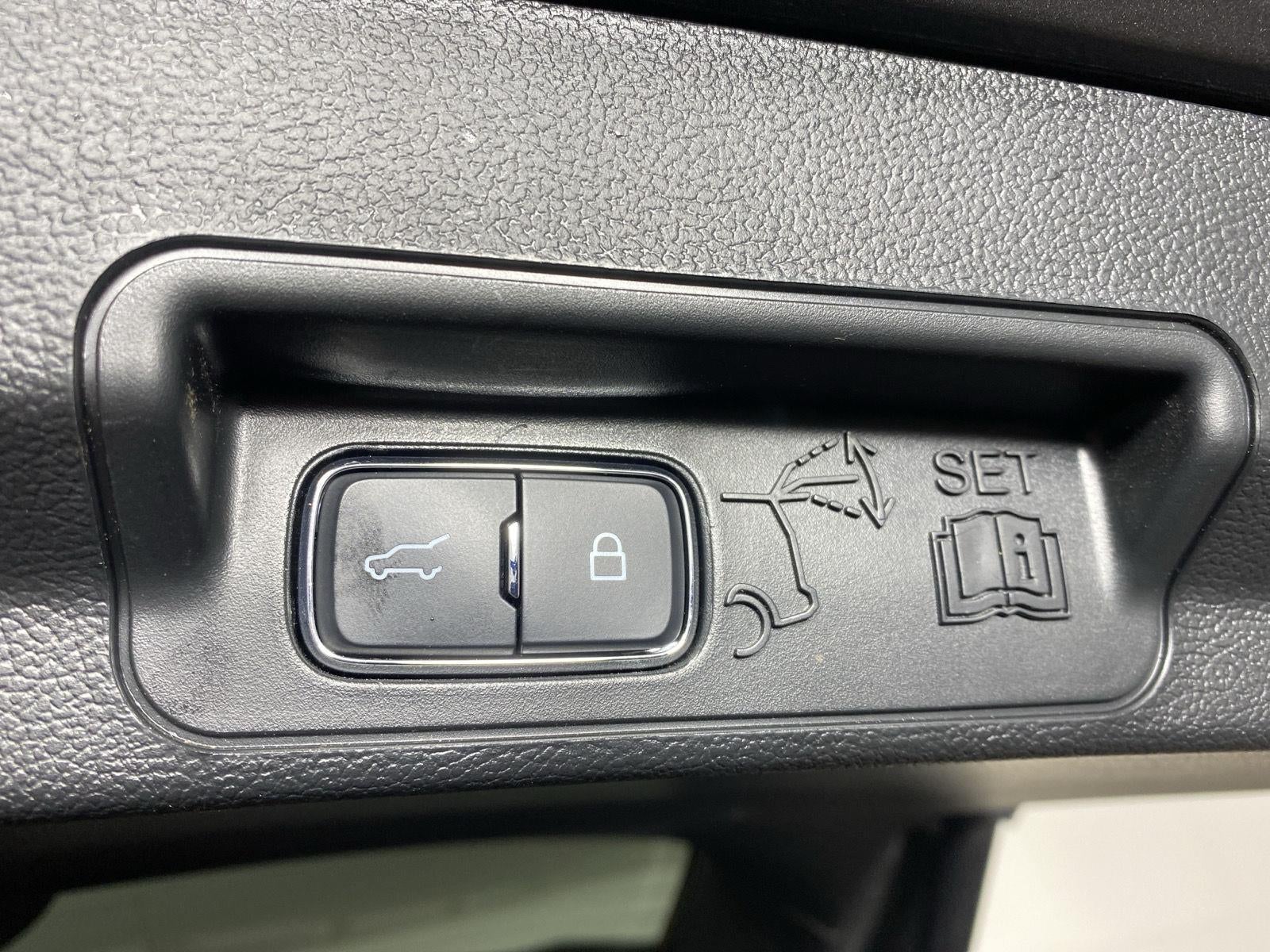 2024 Ford Explorer Base