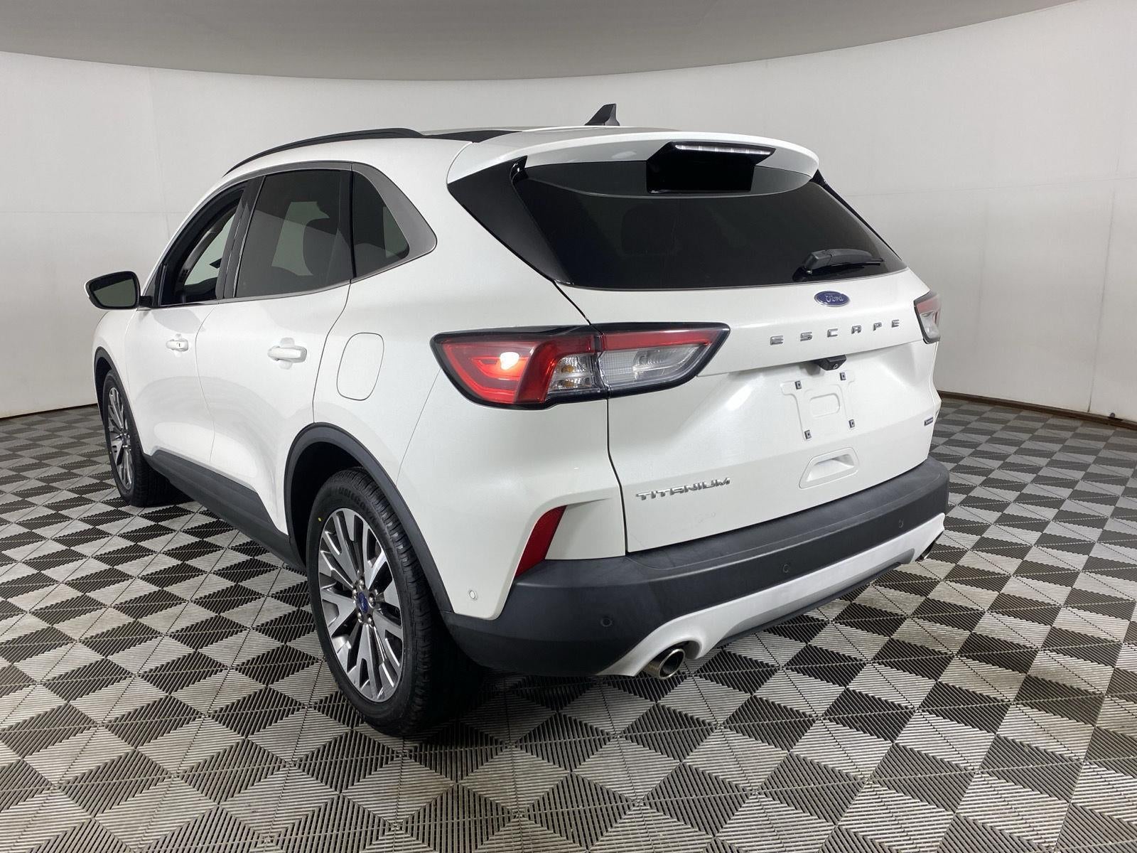 2021 Ford Escape Hybrid Titanium