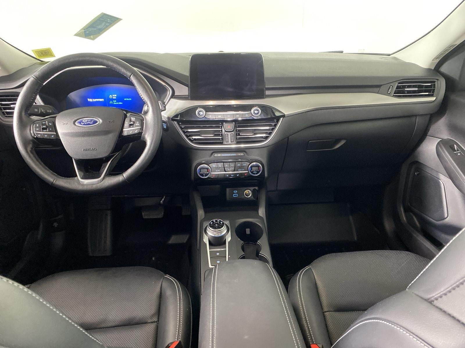 2021 Ford Escape Hybrid Titanium