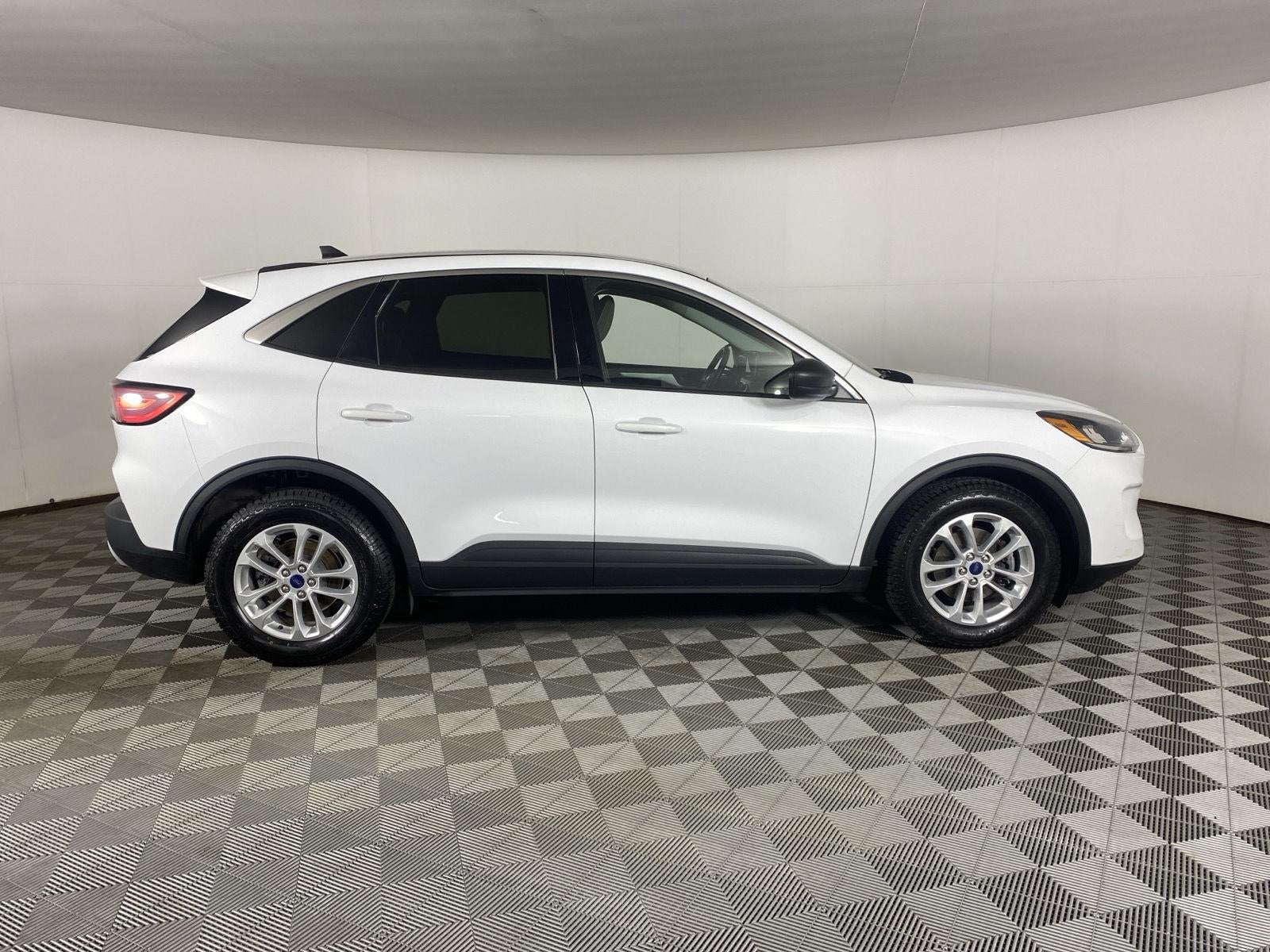 2022 Ford Escape Base