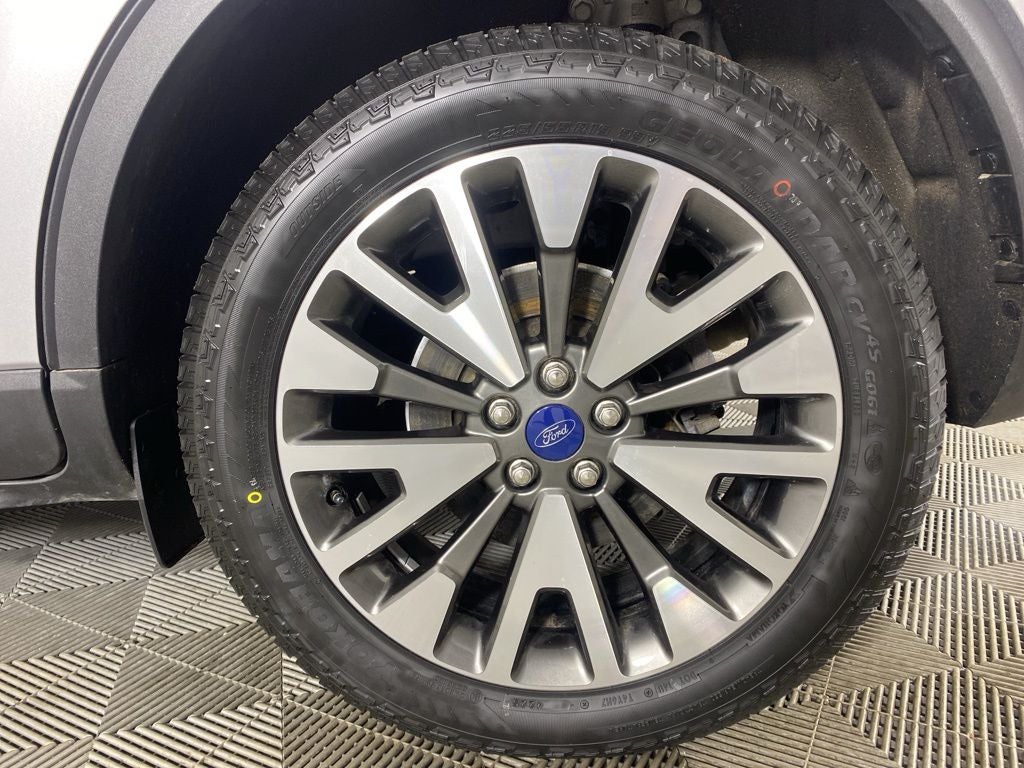 2020 Ford Escape Hybrid Titanium