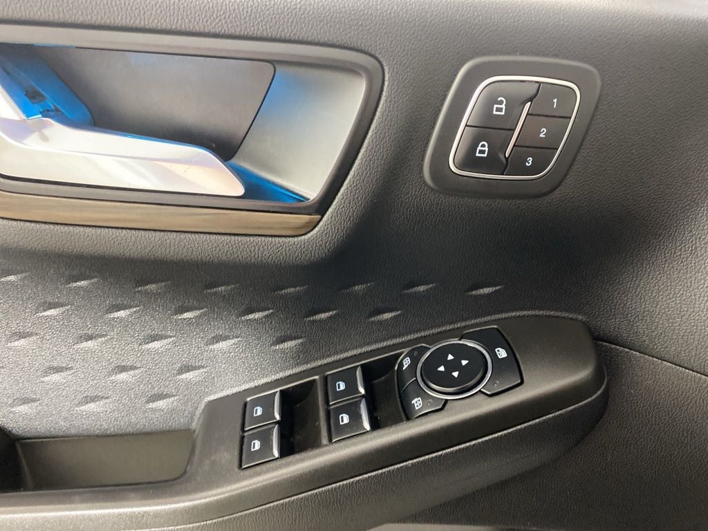 2020 Ford Escape Hybrid Titanium