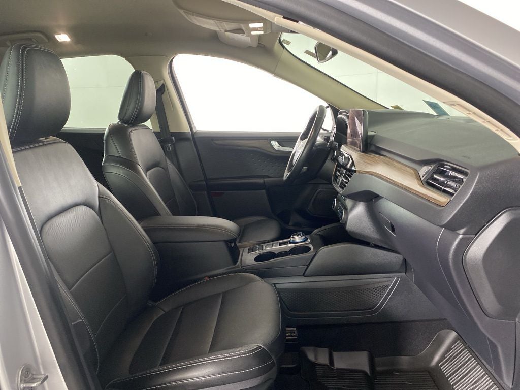 2020 Ford Escape Hybrid Titanium