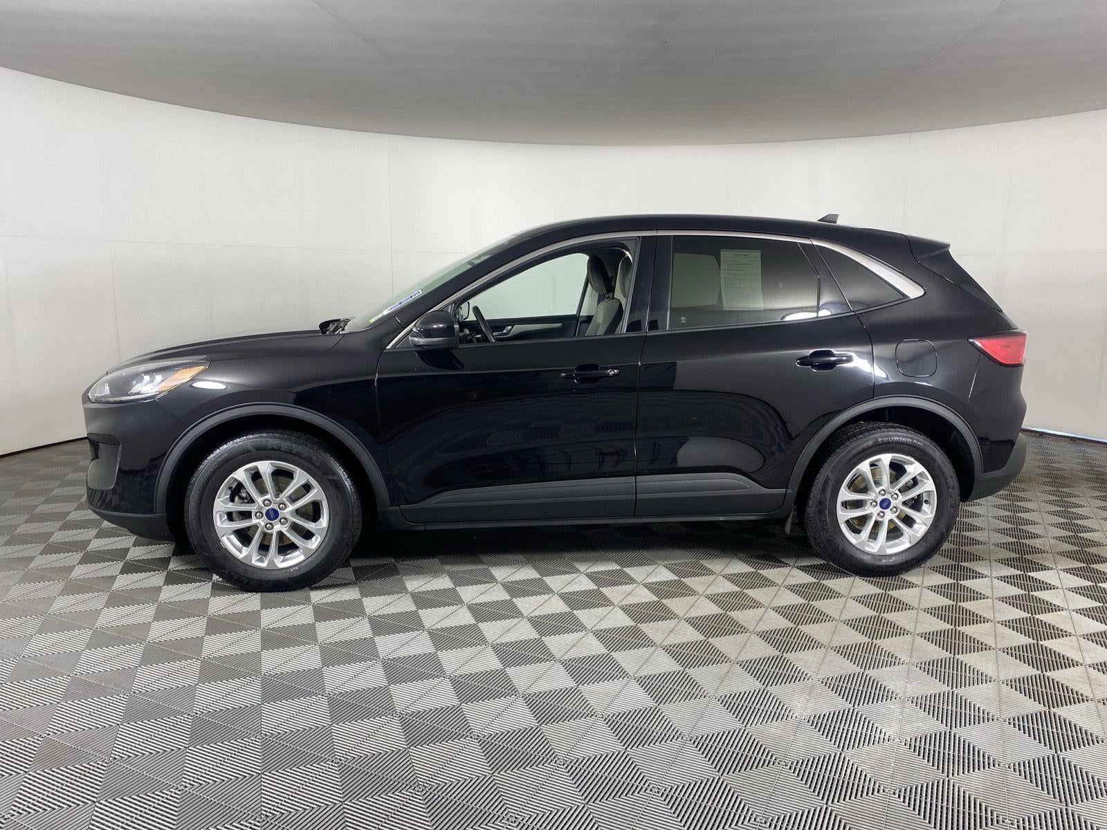 2021 Ford Escape SE