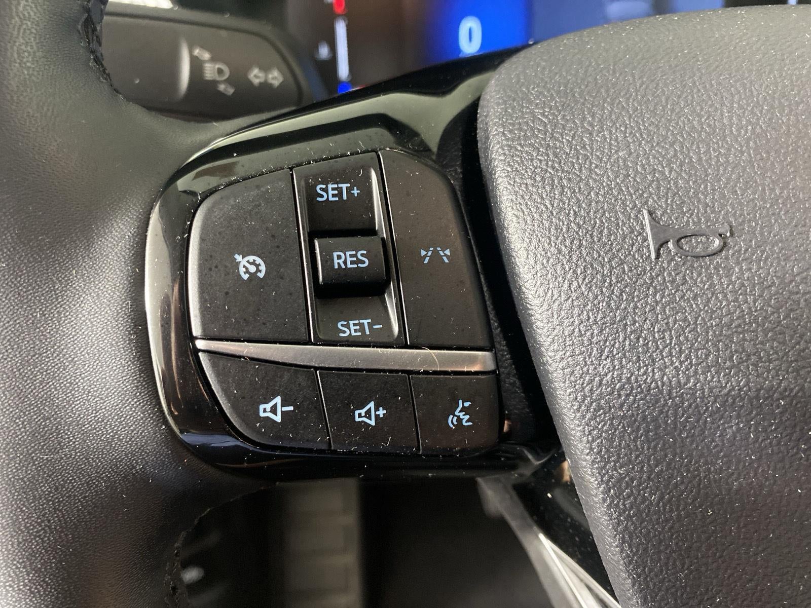 2025 Ford Escape Base