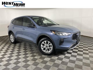 2025 Ford Escape Base