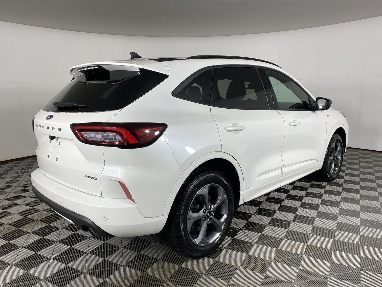 2023 Ford Escape ST-Line