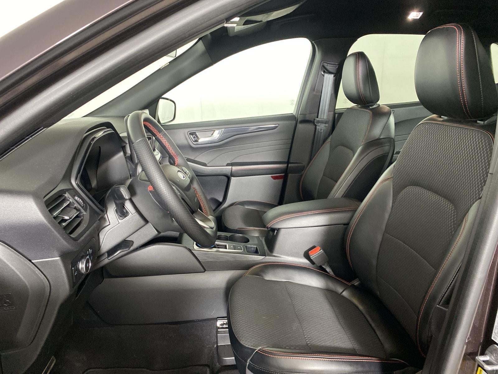 2023 Ford Escape ST-Line Select